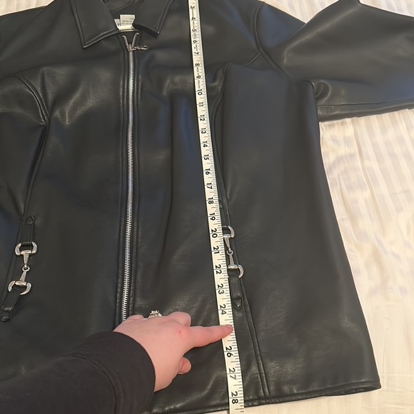 The Avenue black leather like coat - Picture 4 of 8